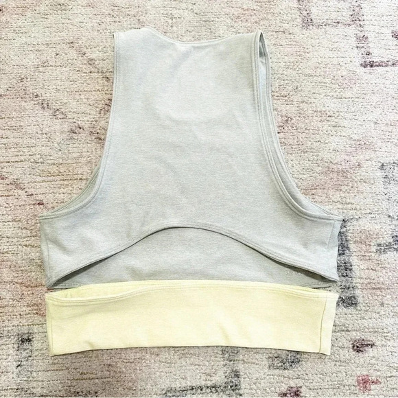 Outdoor Voices• Slash back crop top SZ small - Picture 5 of 7